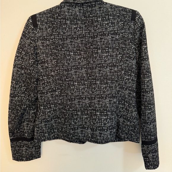 Anne Klein Blazer (with matching skirt) - Picture 3 of 3